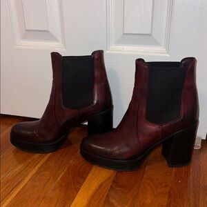 Italian leather Booties